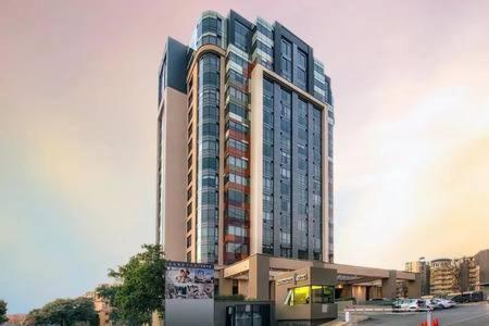 Sandton Skye Apartment Йоханнесбург Экстерьер фото