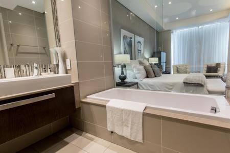 Sandton Skye Apartment Йоханнесбург Экстерьер фото